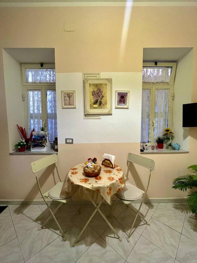 Vomero House With Free Parking 410 Cm Napoli Eksteriør billede